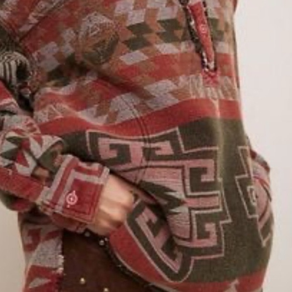 NWT Free People Arizona Sky Cotton Pullover Top Crimson Combo size Large - Picture 3 of 3